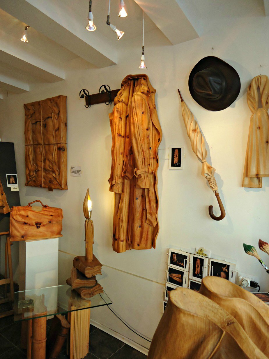 Loris Marrazzi's Wood Sculpture Gallery in Dorsoduro Venice Italy