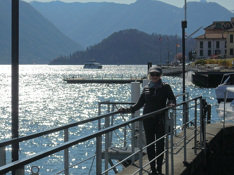 Waiting for a ferry on Lake Como