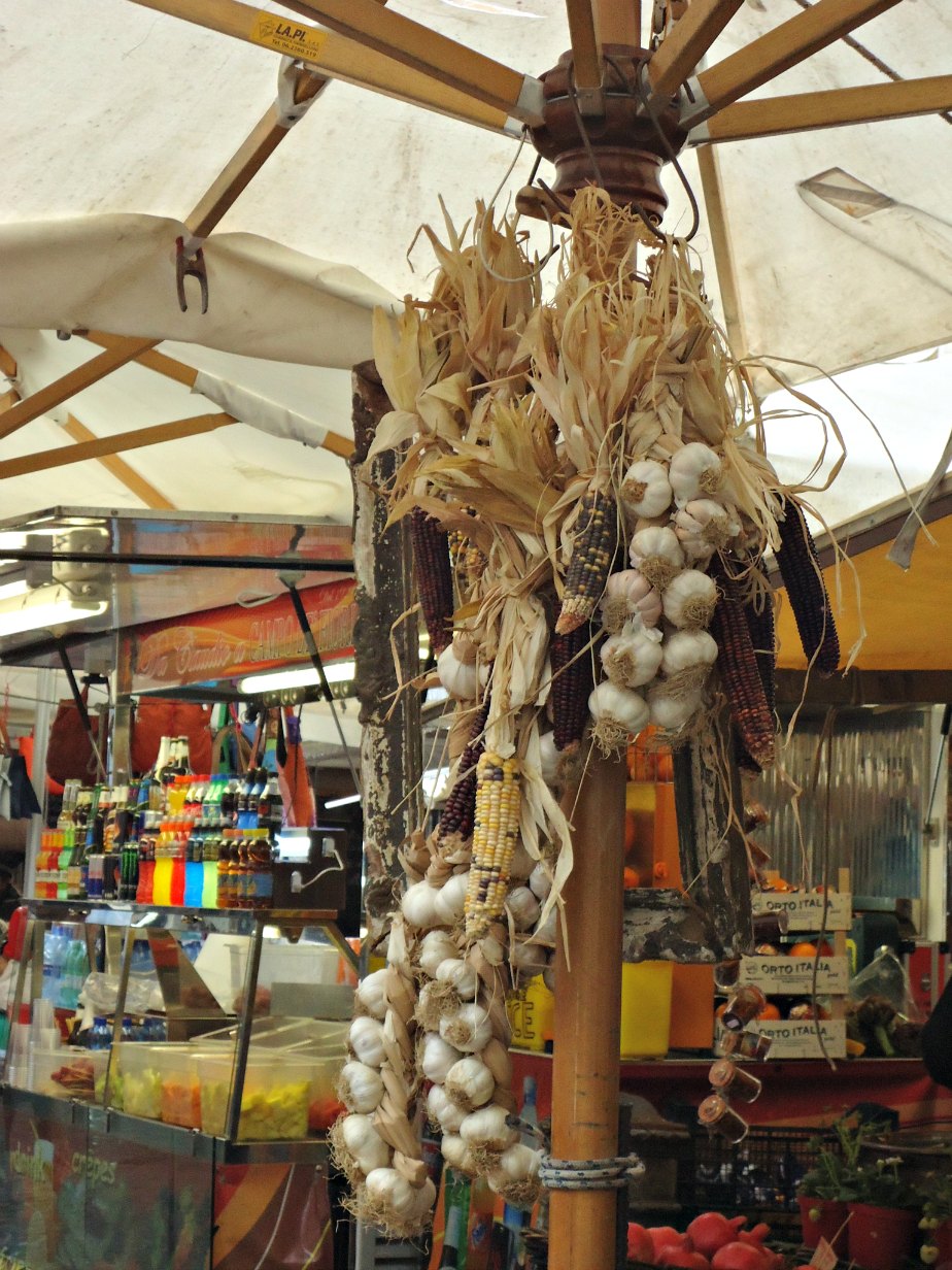 Garlic Chains at Campo dei Fiori