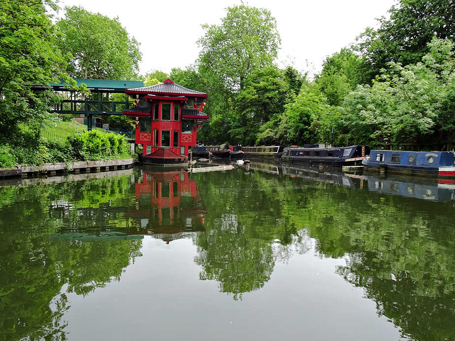 The Feng Shang Princess Chinese Restaurant on Regent's Canal