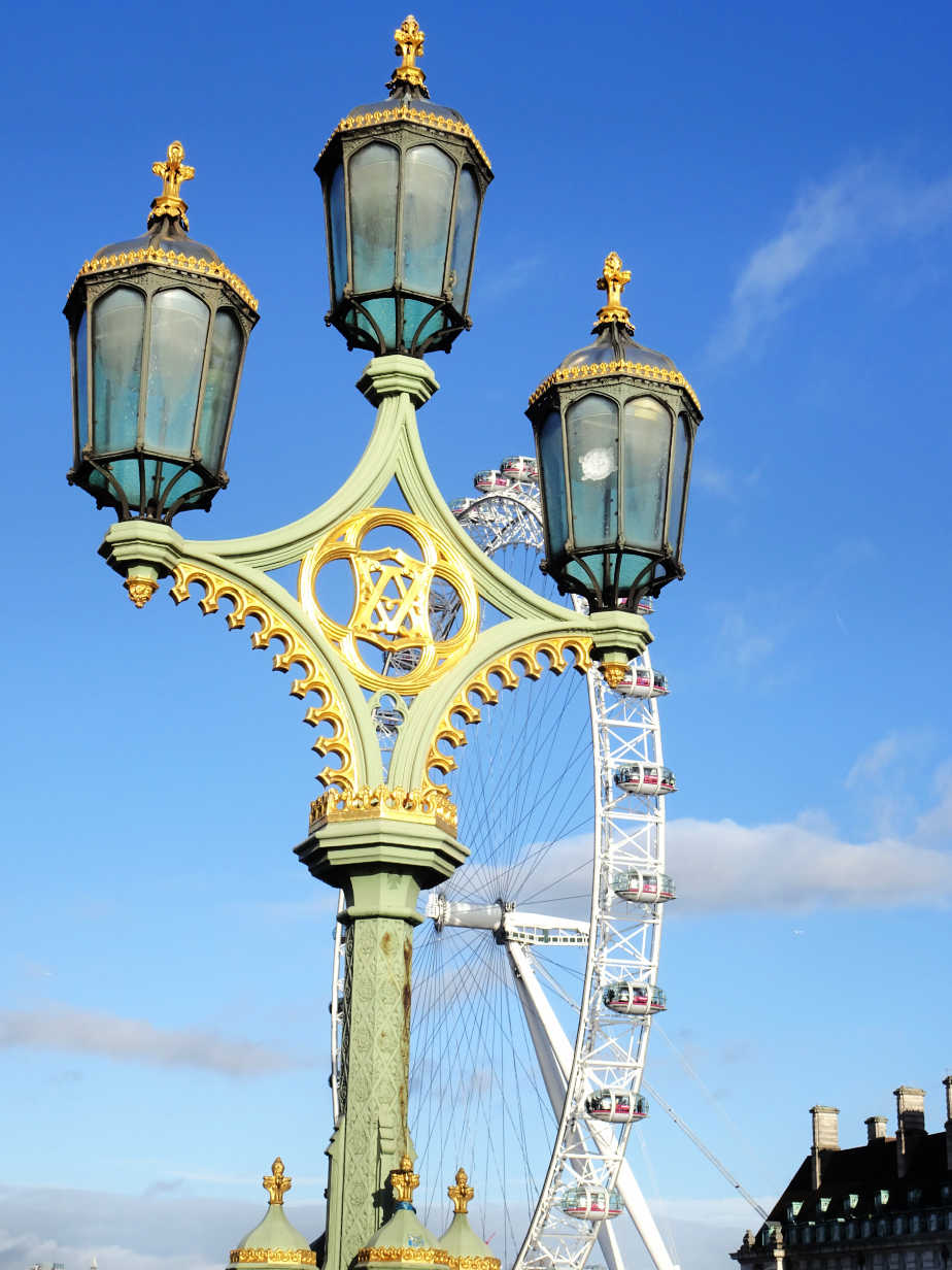 Light on Westminster Bridge & London Eye