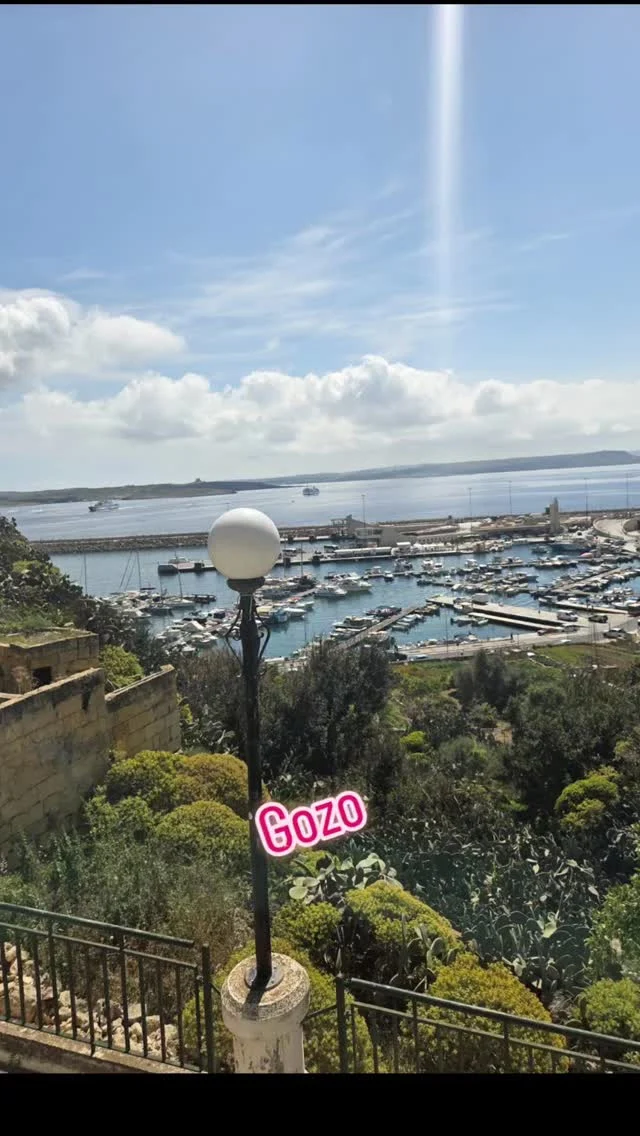 Caught the fast ferry from Valletta to Gozo, had a wander around Victoria, then went all over the Island on top deck of a bus!! That was quite an experience - a double decker bus negotiating streets designed for a horse and cart!! There were times that there was only inches to spare either side!..#gozo #gozoisland #hoponhopoffbus #seetheworldthroughmyeyes #solotravel #solotrip #traveltheworldwithme #seeeverythingdoeverything #traveladdict #neverstopexploring